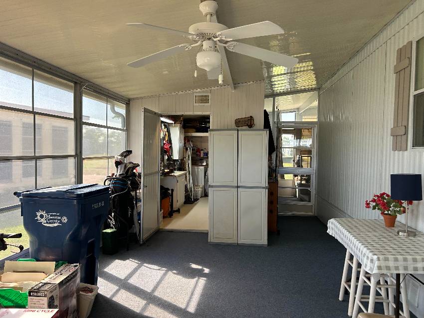7907 Lakeshore Drive a Ellenton, FL Mobile or Manufactured Home for Sale